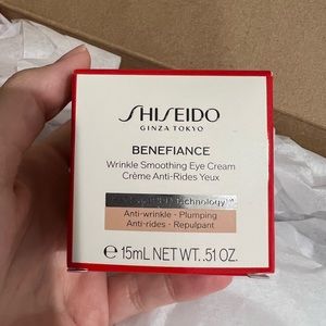 Shiseido benefiance wrinkle smoothing eye cream anti wrinkles plumping